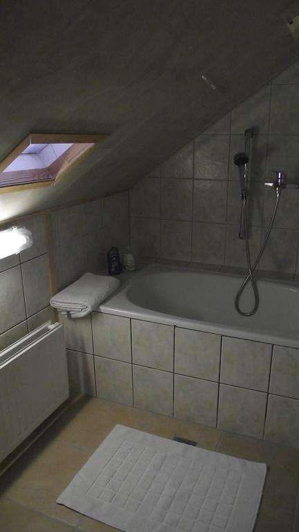 Pension Neske Reuver Zimmer foto